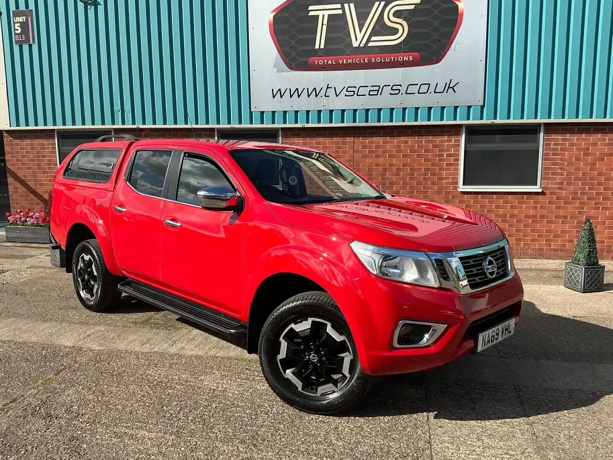 Used Nissan Navara N-Connecta 2019 Red Pickup