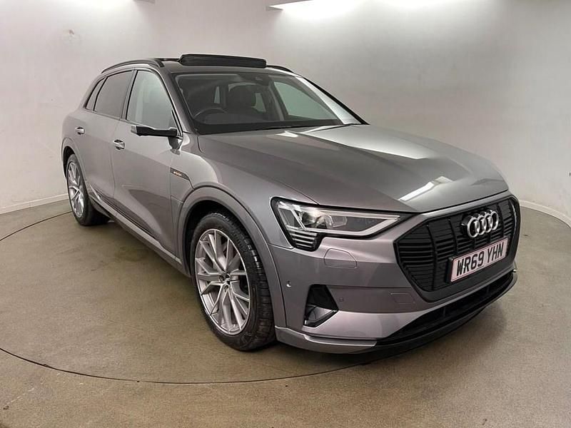 Used Audi e-tron Comfort 300 kW (408 HP) 2019 Grey SUV