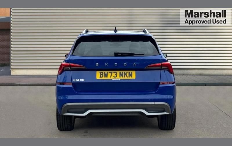 Used Skoda Kamiq SE L Executive 115 HP (84 kW) 2024 Blue SUV