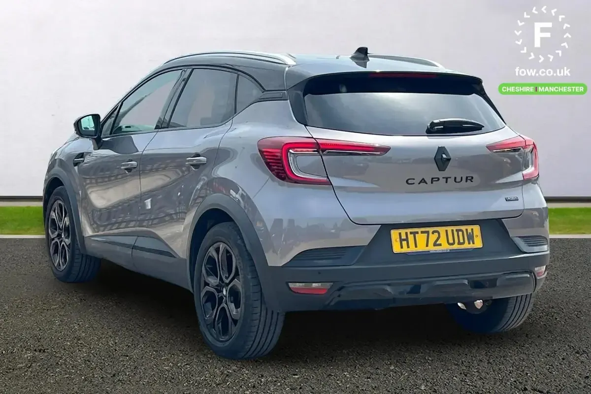 Used Renault Captur Rive Gauche 143 HP (105 kW) 2023 Grey/black SUV