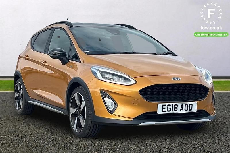 Used Ford Fiesta Active 140 HP (102 kW) 2018 Yellow Hatchback