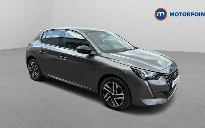 Gebraucht Peugeot 208 Allure+ 131 PS (96 kW) 2023 Kleinwagen