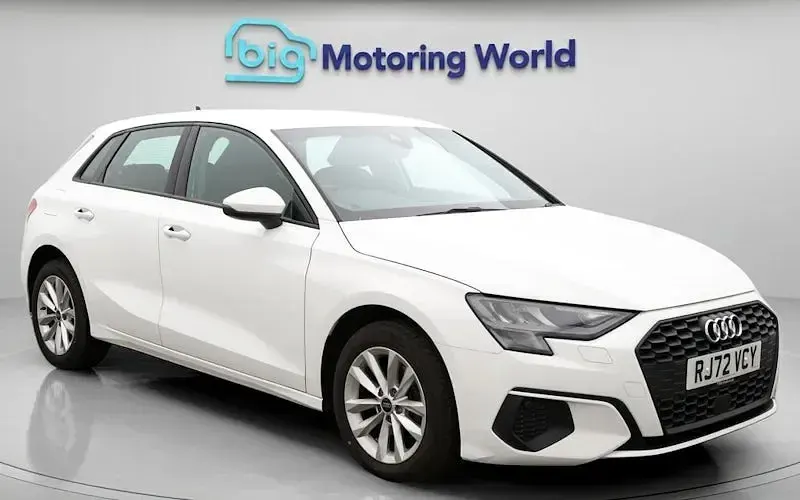 Begagnad Audi A3 Sportback 110 HK (80 kW) 2022 Halvkombi