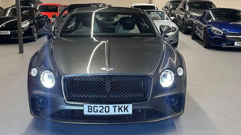 Used Bentley Continental 550 HP (404 kW) 2020 Grey Sedan
