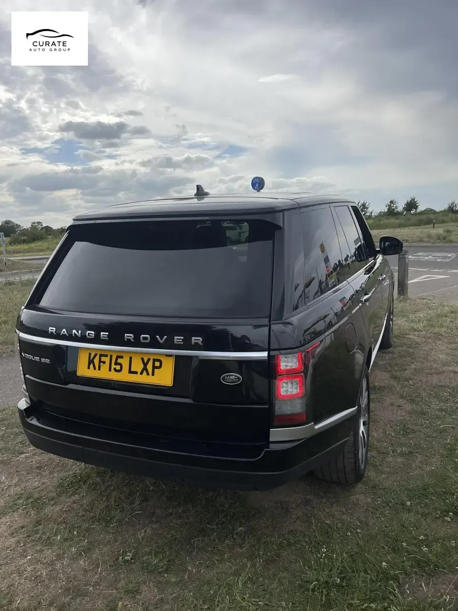 Used Land Rover Range Rover Vogue SE 306 HP (225 kW) 2015 Black SUV
