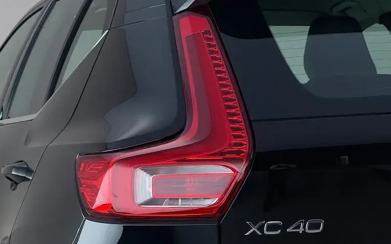 Used Volvo XC40 Inscription 163 HP (119 kW) 2020 Black SUV