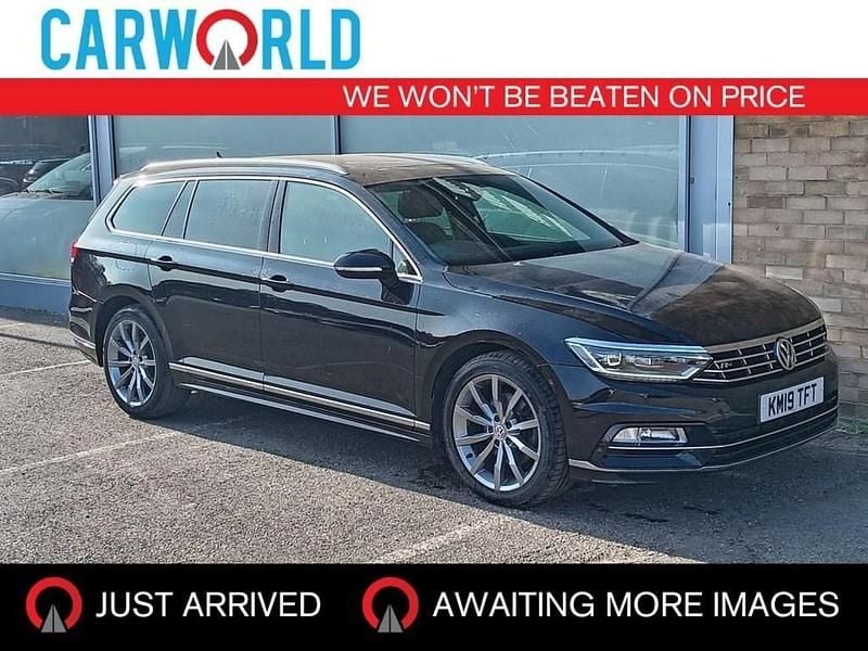 Black Used 2019 VW Passat R-line Estate | £12,992 (Fair price) - Image 1/3