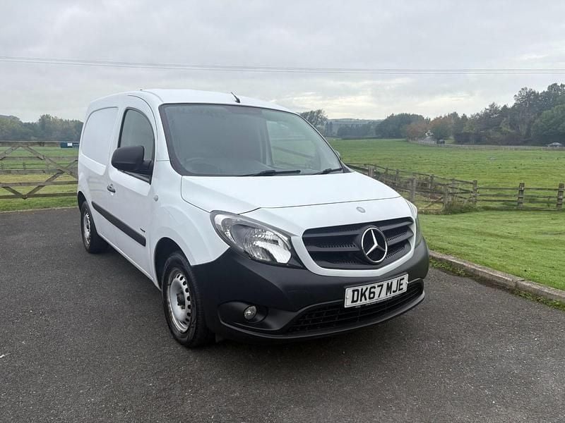 Used Mercedes Citan 109 90 HP (66 kW) 2017 White