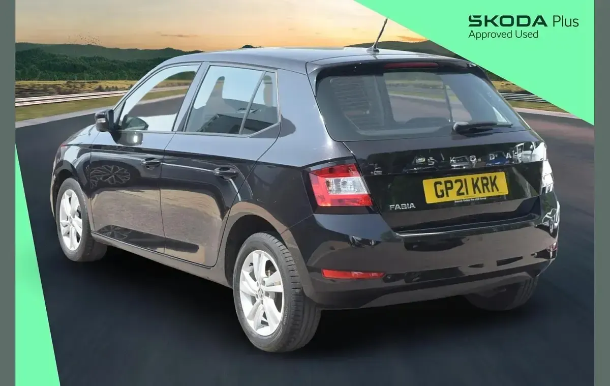 Used Skoda Fabia SE 94 HP (69 kW) 2021 Black magic pearl effect Hatchback