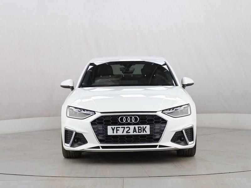 Used Audi A4 S-Line 150 HP (110 kW) 2022 White Sedan