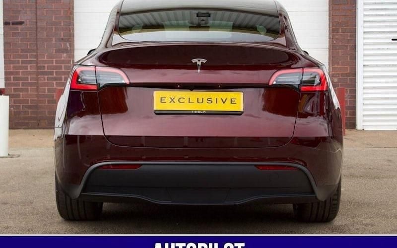 Used Tesla Model Y Long Range RWD 255 kW (347 HP) 2024 SUV