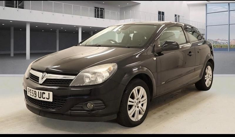 Used Vauxhall Astra Design Edition 2009 Black Hatchback