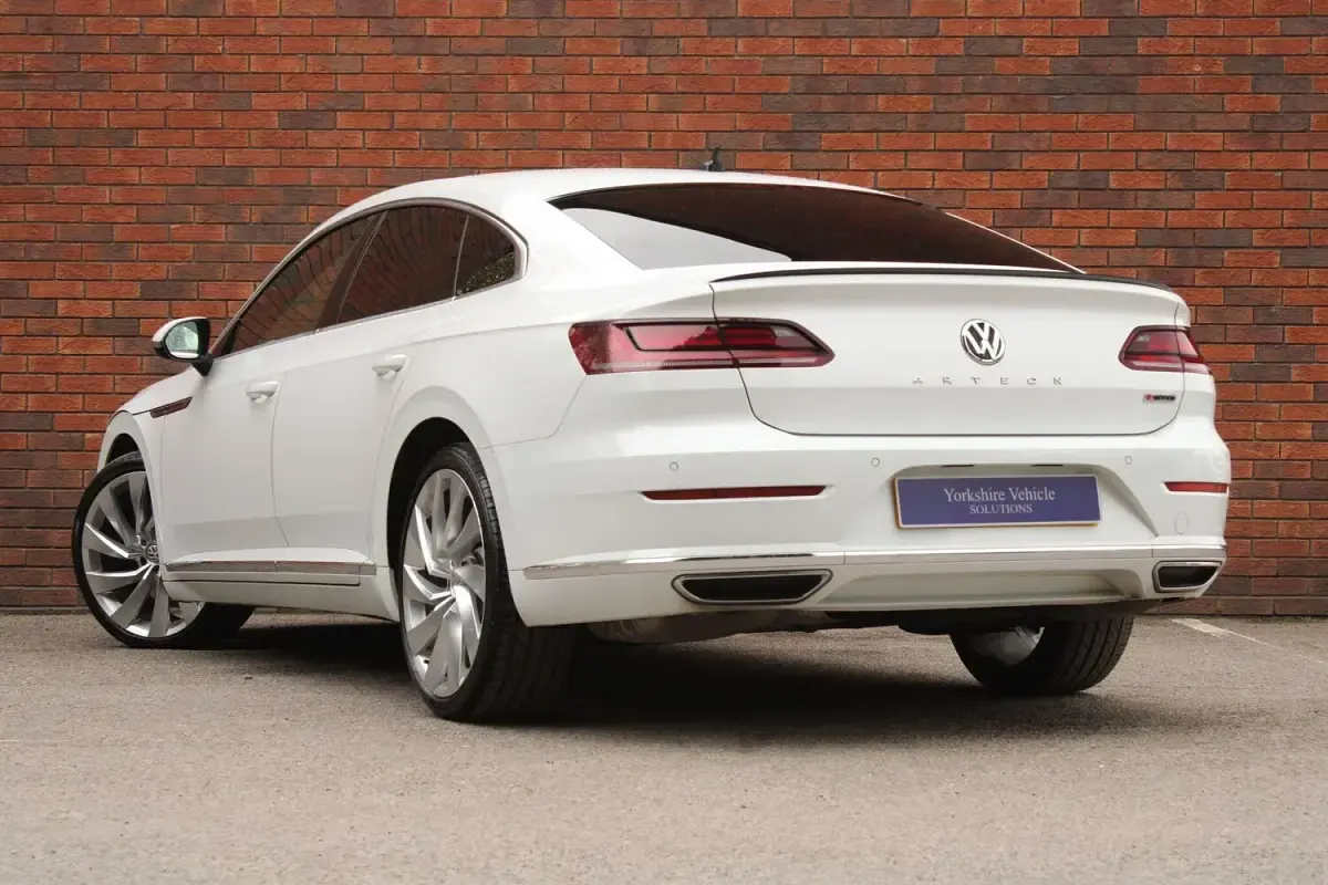 Used VW Arteon Elegance 2020 White Hatchback