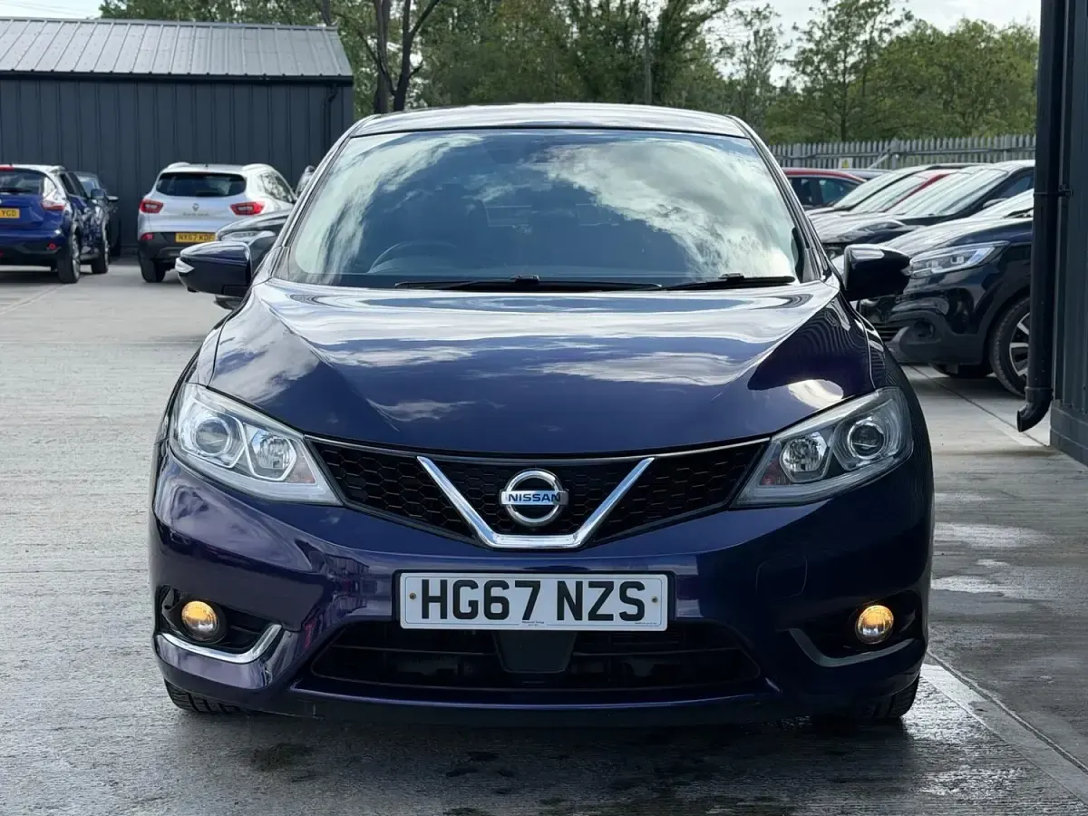 Used Nissan Pulsar Tekna 115 HP (84 kW) 2018 Blue Hatchback