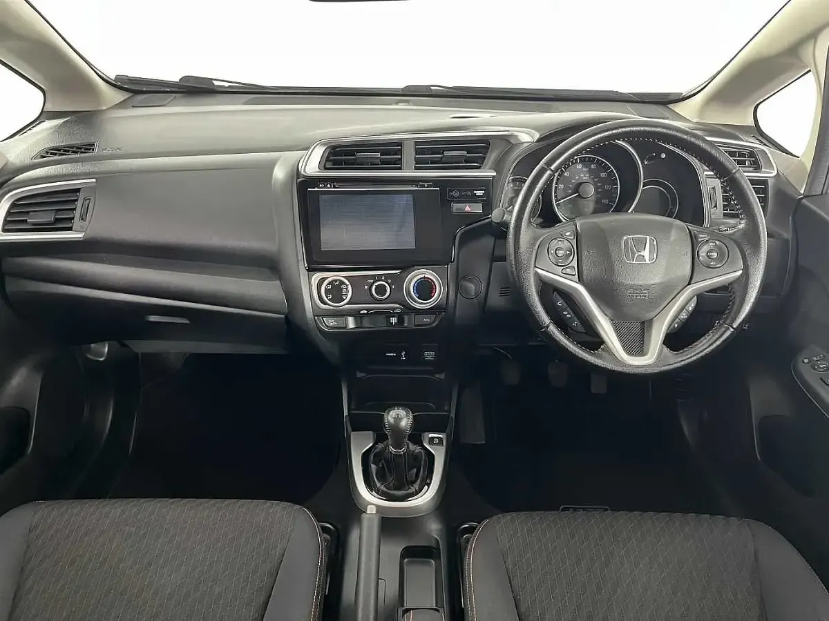 Used Honda Jazz Sport 130 HP (95 kW) 2019 Silver Hatchback