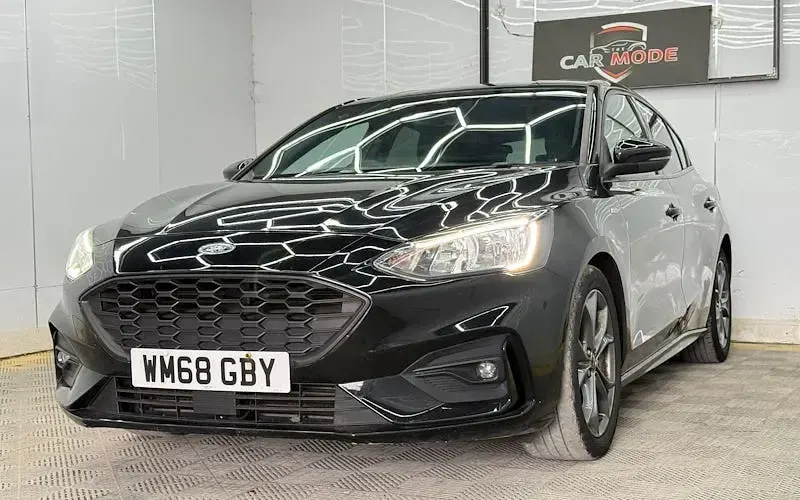 Used Ford Focus ST-Line 125 HP (91 kW) 2018 Black Hatchback