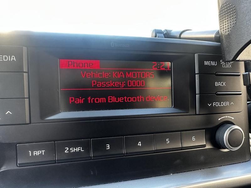 Used Kia Picanto 84 HP (61 kW) 2018 Orange Hatchback