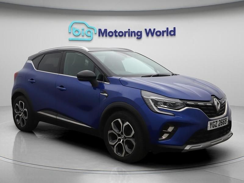 Blue/black Used 2022 Renault Captur Techno SUV | £15,811 (Fair price) - Image 1/4