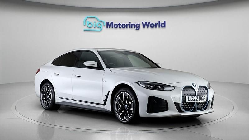 Used BMW i4 M Sport 250 kW (340 HP) 2022 White Sedan