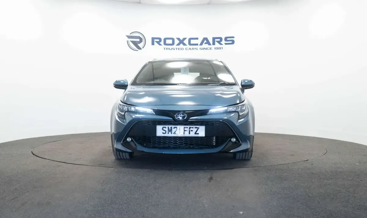 Used Toyota Corolla 122 HP (89 kW) 2021 Blue Estate