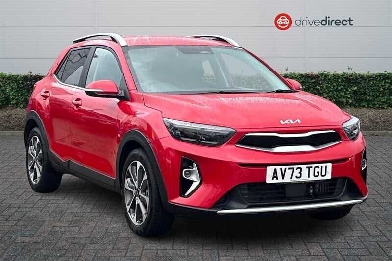 Premium paint Used 2023 Kia Stonic 3 SUV | £18,878 (A bit pricey) - Image 1/4