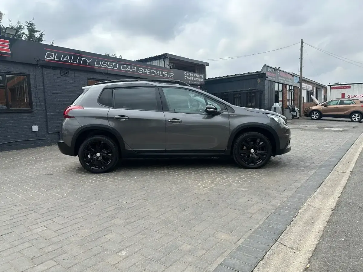 Used Peugeot 2008 GT-line 130 HP (95 kW) 2018 Grey SUV