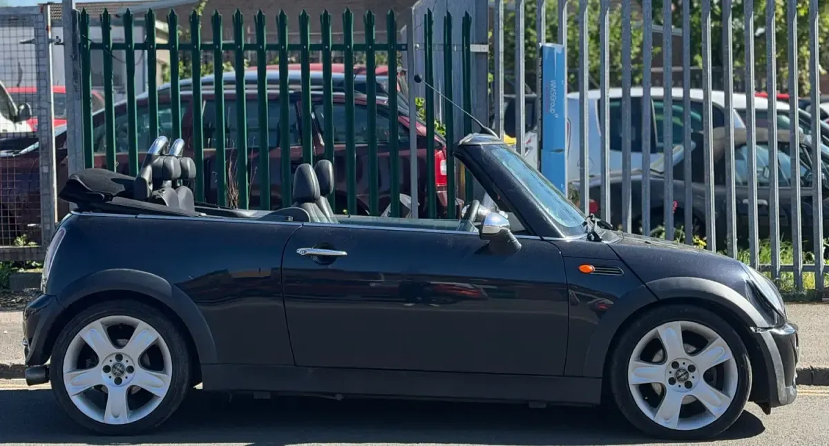 Używany Mini Cooper Cabriolet 2006 Czarny Kabriolet