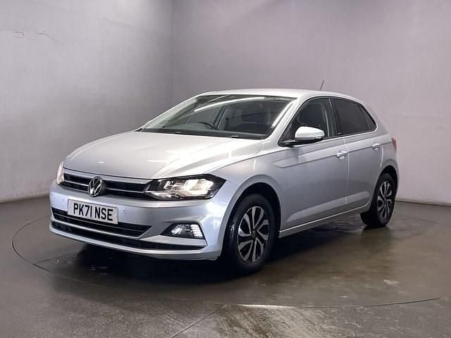 Usado VW Polo Active 80 HP (58 kW) 2021 Prateado Citadino