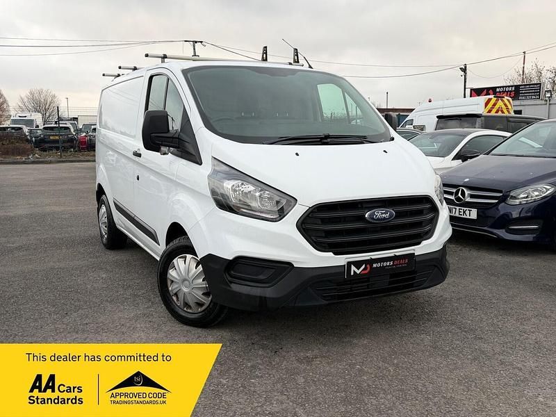 White Used 2018 Ford Transit Custom Van | £10,495 (Good price) - Image 1/3