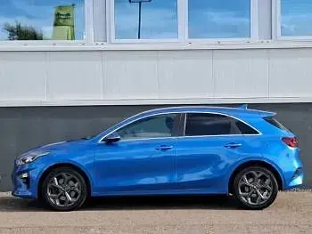 Used Kia Ceed 138 HP (101 kW) 2019 Blue Hatchback