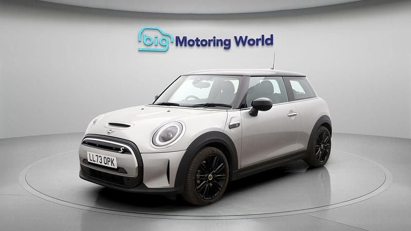 Used Mini Cooper SE Hatch 133 kW (181 HP) 2023 Hatchback