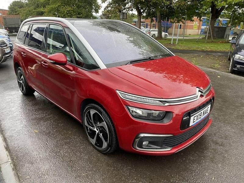 Used Citroën Grand C4 Picasso Flair 160 HP (117 kW) 2019 Red MPV