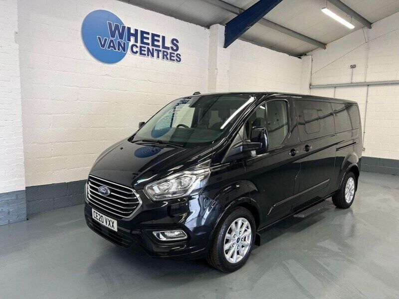 Black Used 2020 Ford Tourneo Custom Titanium Sedan | £20,790 (Fair price) - Image 1/4