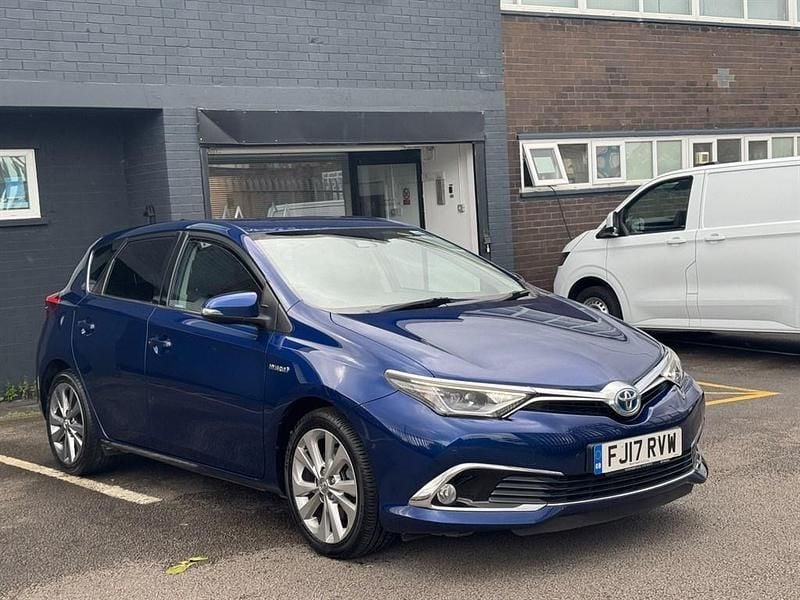 Blue Used 2017 Toyota Auris Hybrid Hatchback | £10,395 (Fair price) - Image 1/4