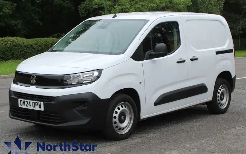 Used Vauxhall Combo S 102 HP (75 kW) 2024 MPV