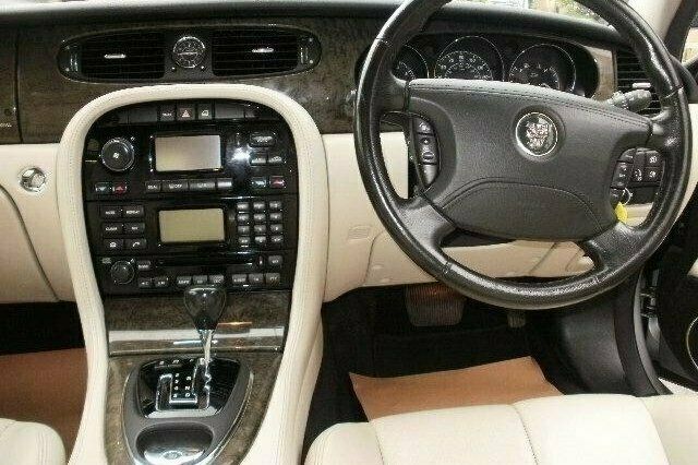 Used Jaguar XJ6 240 HP (176 kW) 2003 Sedan