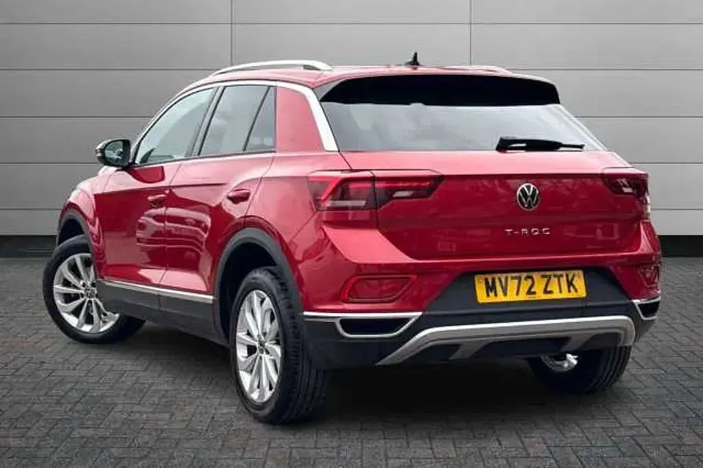 Used VW T-Roc Style 110 HP (80 kW) 2022 Kings red SUV