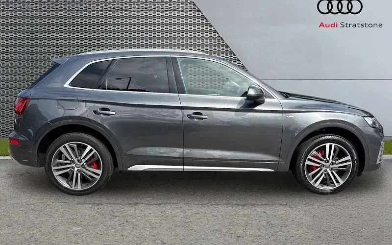 Used Audi Q5 S-Line 265 HP (194 kW) 2024 SUV