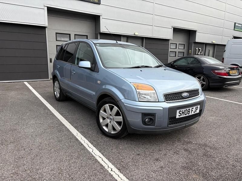 Used Ford Fusion 99 HP (72 kW) 2008 Blue Hatchback