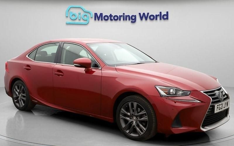 Used Lexus IS300h 223 HP (164 kW) 2020 Sedan