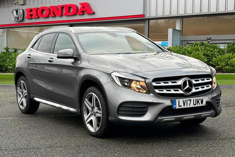 Grey Used 2017 Mercedes GLA220 AMG line SUV | £14,849 (Fair price) - Image 1/4