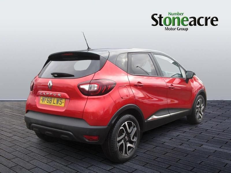 Used Renault Captur Iconic 88 HP (64 kW) 2018 Other SUV