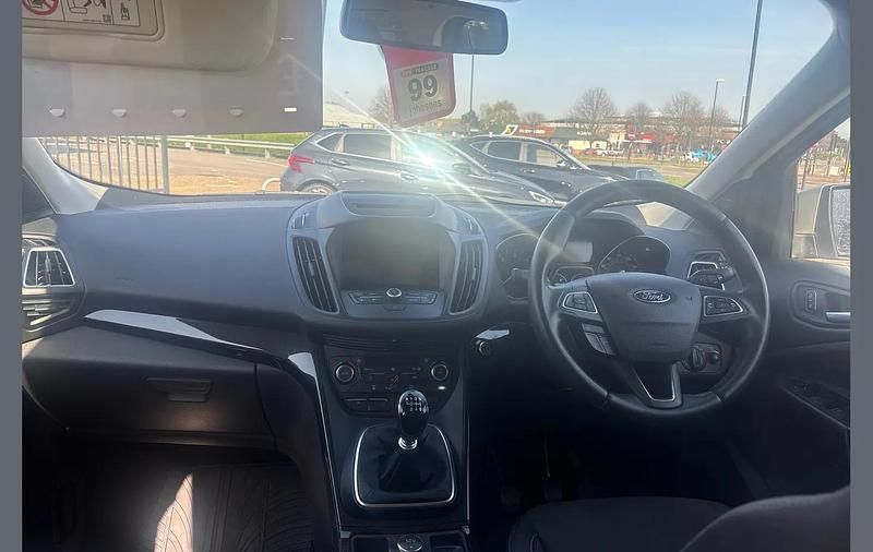Used Ford Kuga Titanium 150 HP (110 kW) 2019 Silver SUV