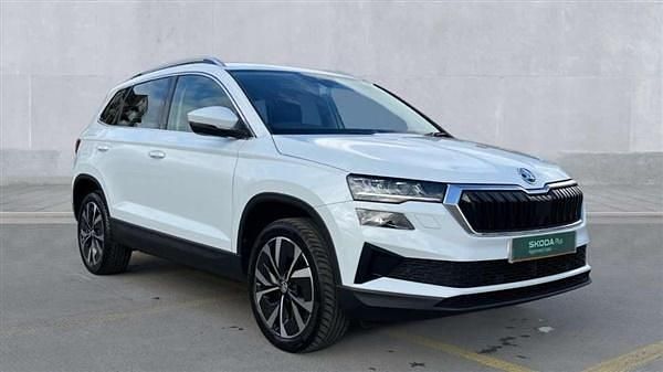 Moon white Used 2024 Skoda Karoq SE L SUV | £19,177 (Good price) - Image 1/4