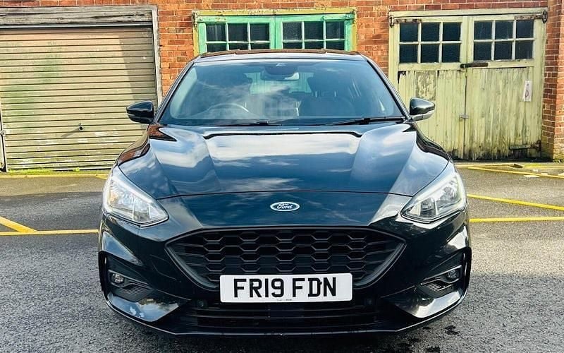 Used Ford Focus ST-Line X 120 HP (88 kW) 2019 Black Hatchback