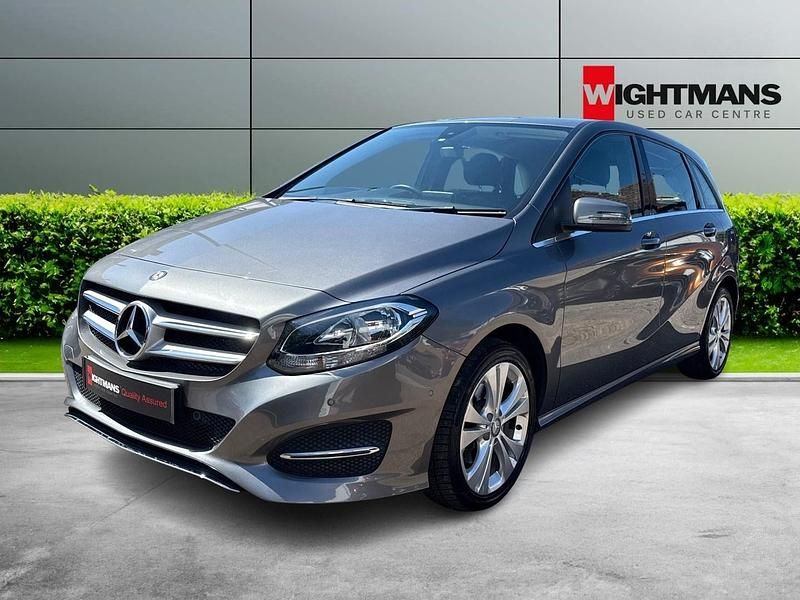 Used Mercedes B200 2016 Grey MPV