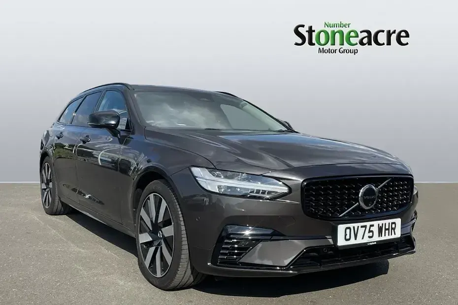 Used Volvo V90 Plus 349 HP (256 kW) 2025 Estate