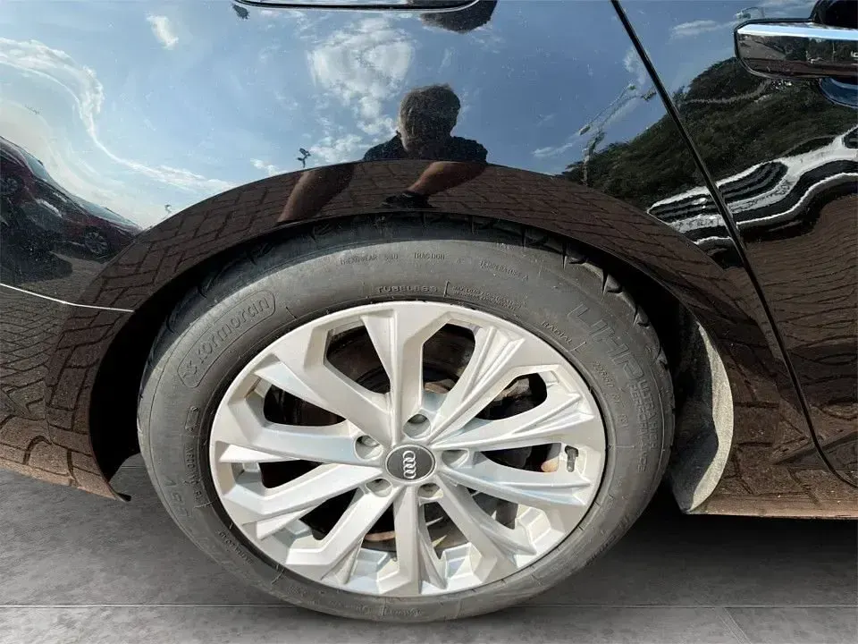 Begagnad Audi A4 Design 150 HK (110 kW) 2016 Svart Sedan