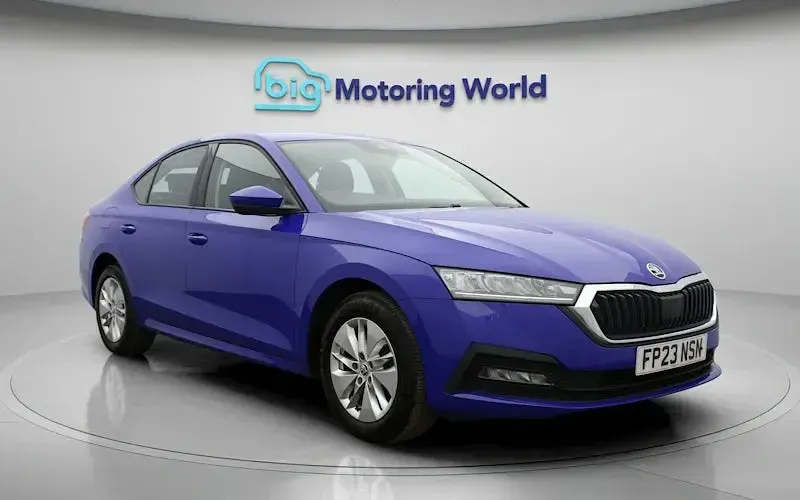 Used Skoda Octavia SE 110 HP (80 kW) 2023 Blue Hatchback
