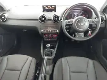 Used Audi A1 Sport 95 HP (69 kW) 2018 White Hatchback